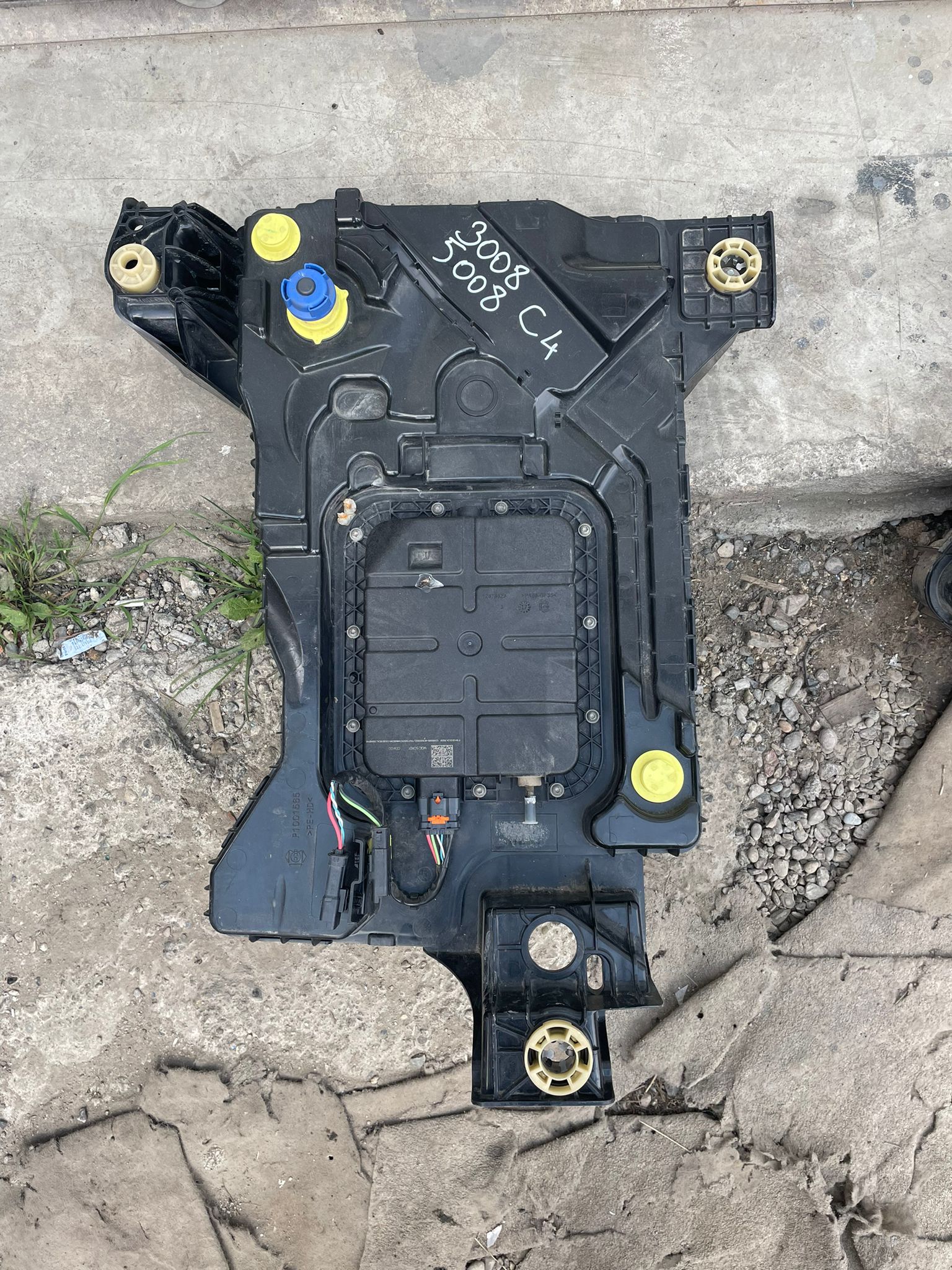 Peugeot 3008 & 5008 Adblue Tankı 
